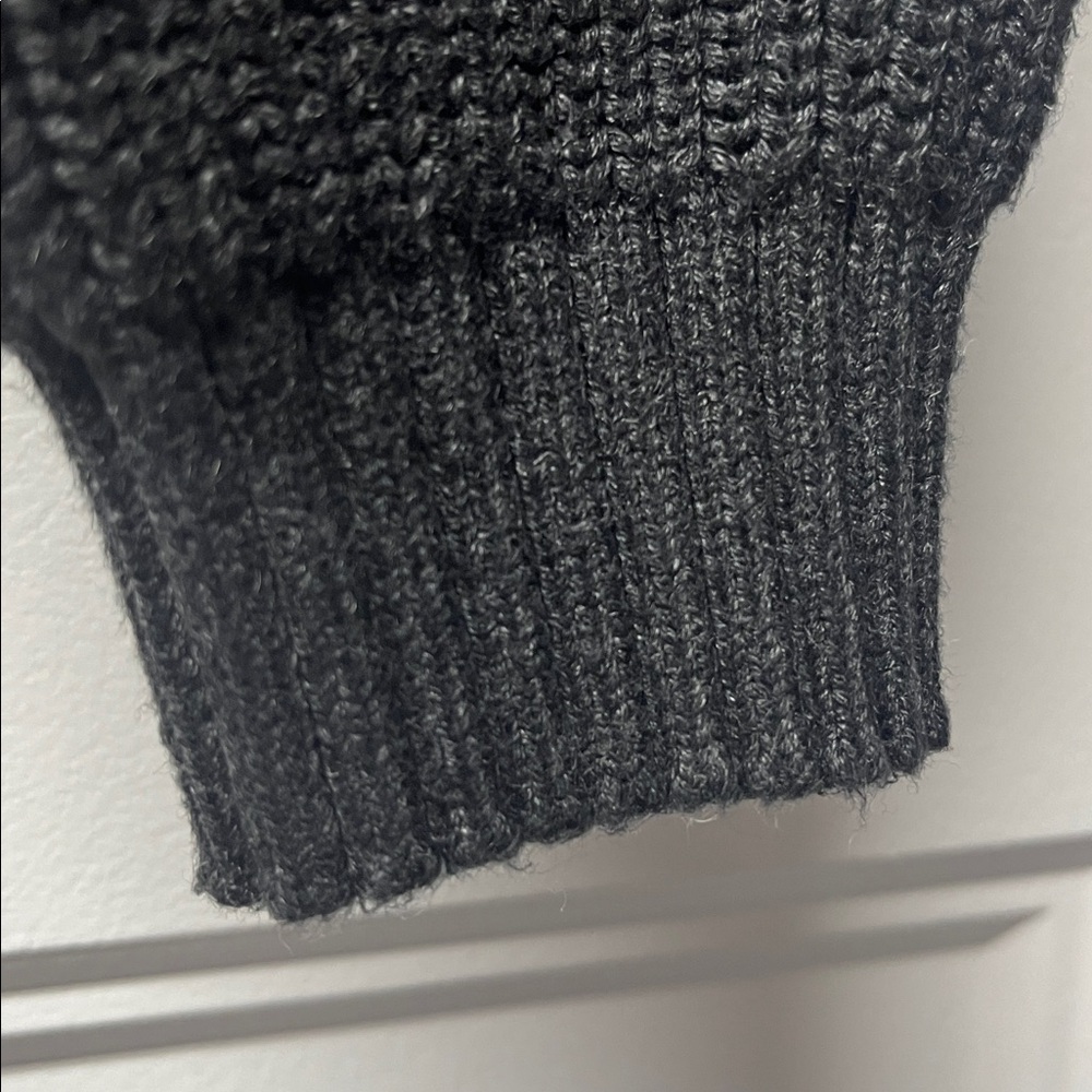 Tommy Hilfiger Sweater - Picture 4 of 16